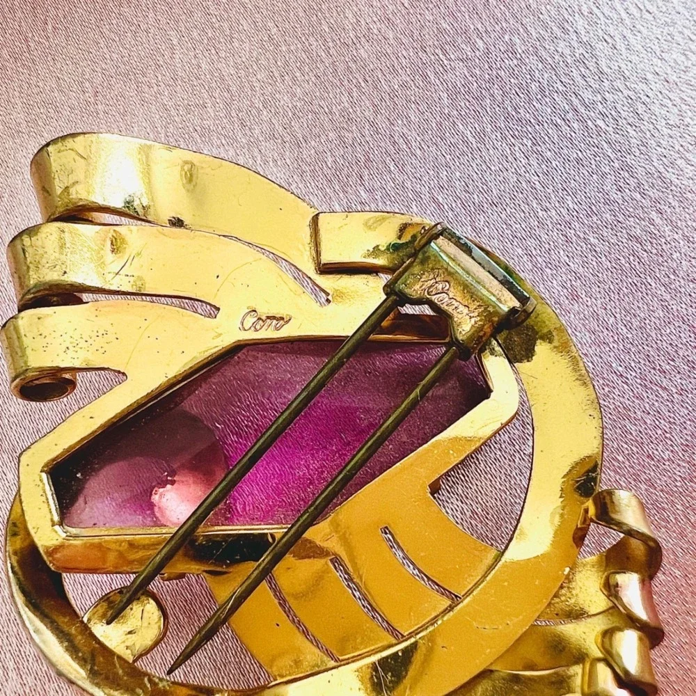 Coro Dress Clip Yellow Rose Gold Plated Purple Faceted Lucite Art Deco Vintage - Picture 5 of 8